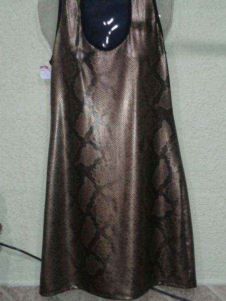 vestido de cobra