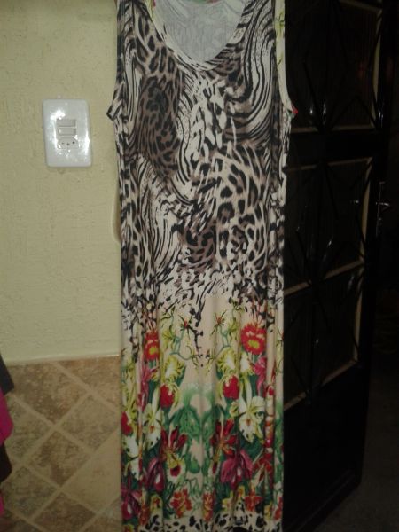 Vestidão de onça florido